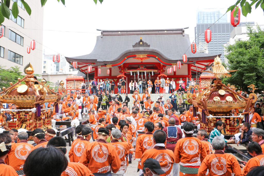 花園神社