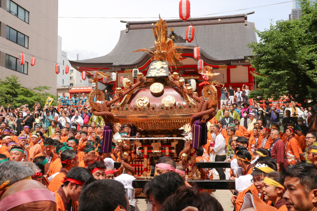 花園神社